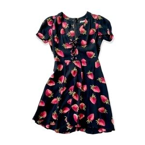 Reformation Koa mini dress, strawberry, size 2P